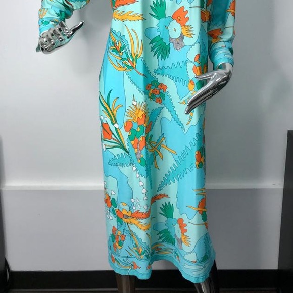 Dress - Picture 5 of 5